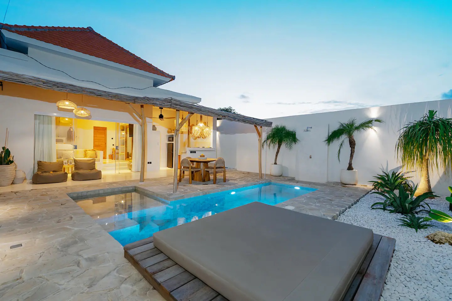 020ab4b0-3505-4d95-a19b-f6398af4ca5d