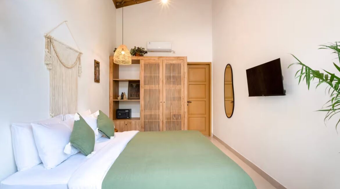 For Sale - Stylish 2BR Bamboo Villa Near Berawa Beach - House Renting